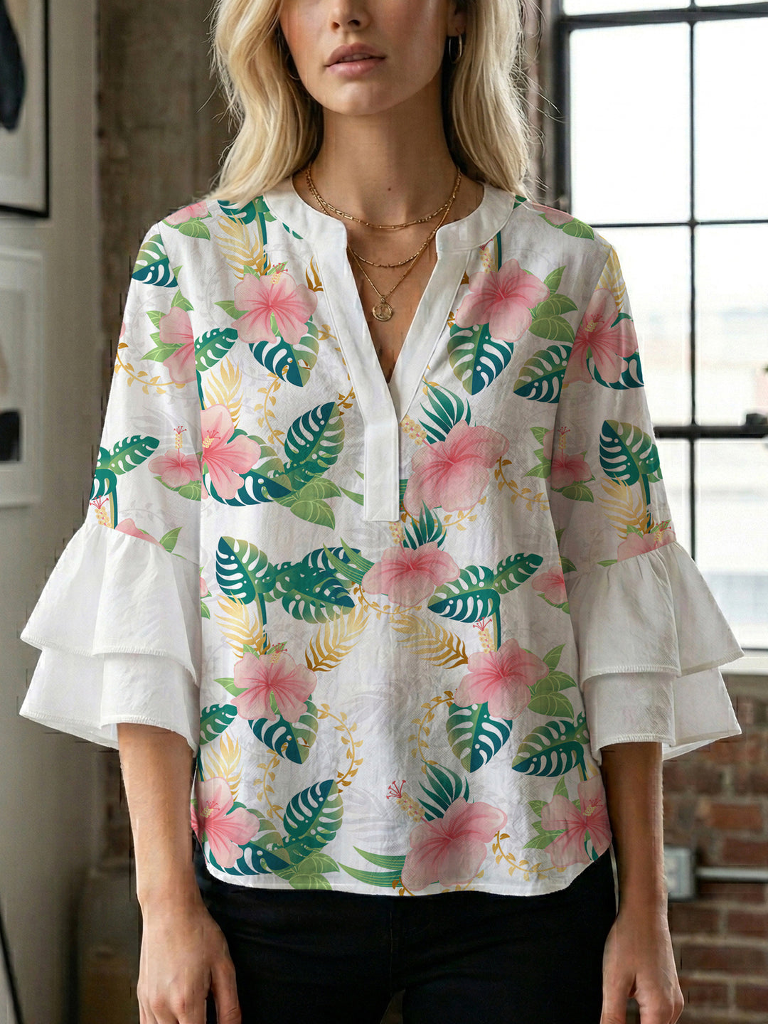 Damen Blusenshirt med voluminösa ärmar och blommönster Mirla-Eva Jonsson
