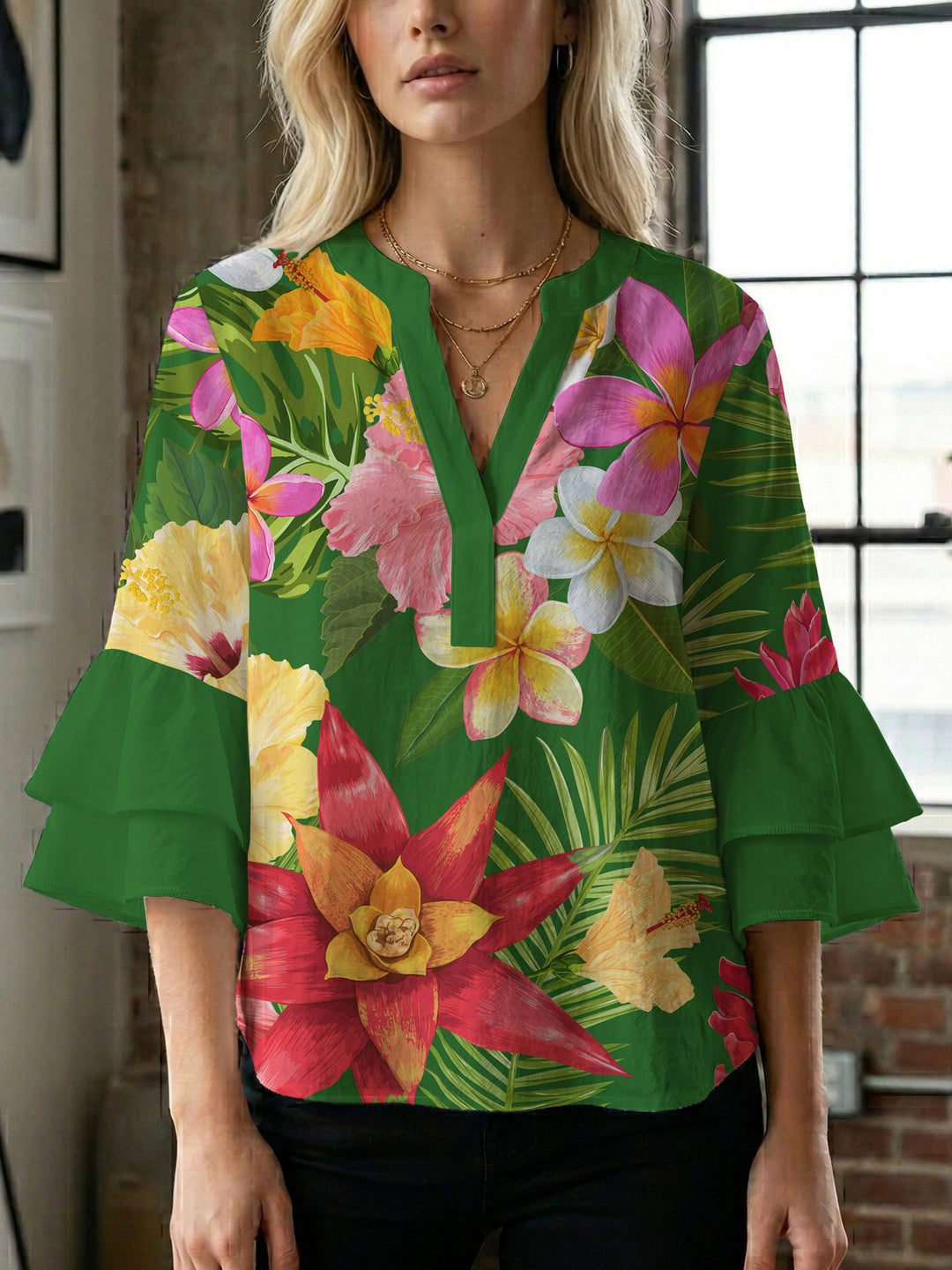 Damen Blusenshirt med voluminösa ärmar och blommönster Mirla-Eva Jonsson