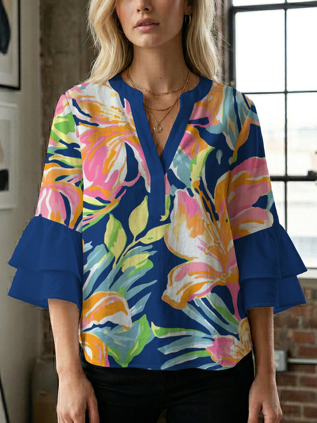 Damen Blusenshirt med voluminösa ärmar och blommönster Mirla-Eva Jonsson