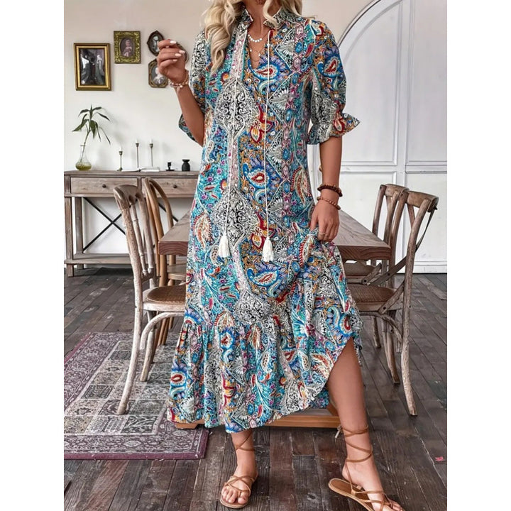 Damen Bohemian Maxikleid mit verspieltem Paisleymuster und Rüschen Mirla-Eva Jonsson