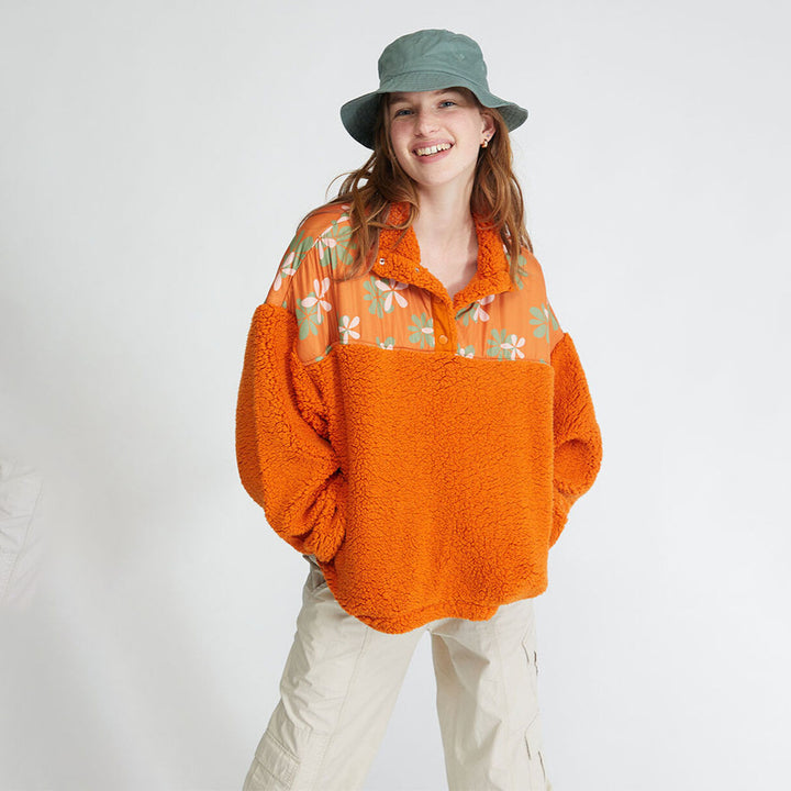 Damen Casual Fleece-tröja med färgglad blomsterdesign Mirla-Eva Jonsson