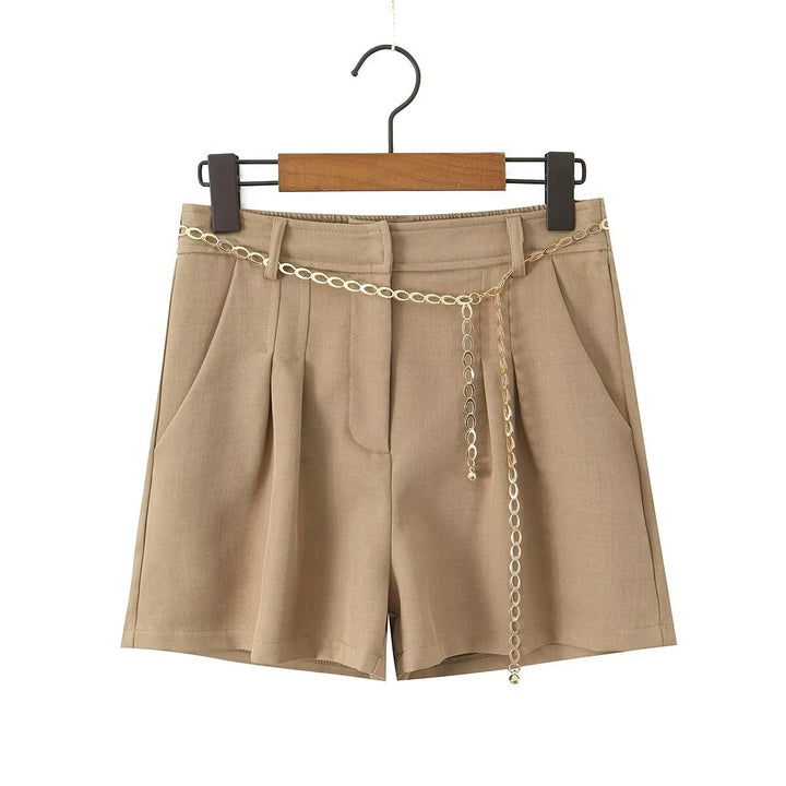 Damen Chice Shorts mit eleganter Kette und hochgeschnittenem Bund Mirla-Eva Jonsson