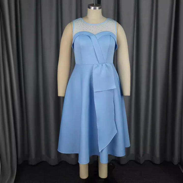 Damen Chiffon Evening Dress with Shimmering Top and Elegant Bow Appliqué Mirla-Eva Jonsson