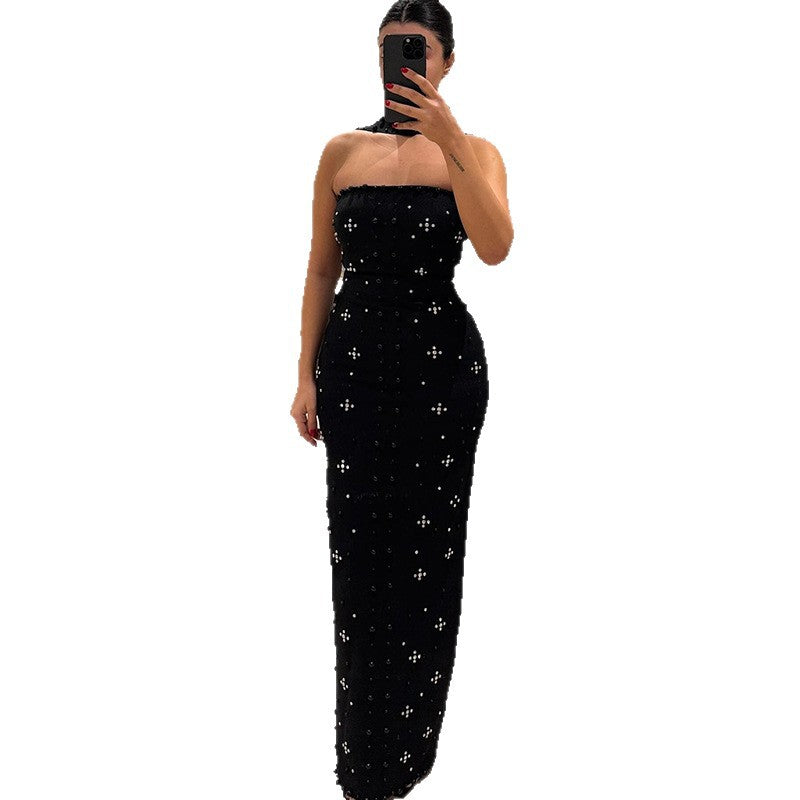 Damen Couture Maxiklänning med glänsande paljetter och strapless design Mirla-Eva Jonsson