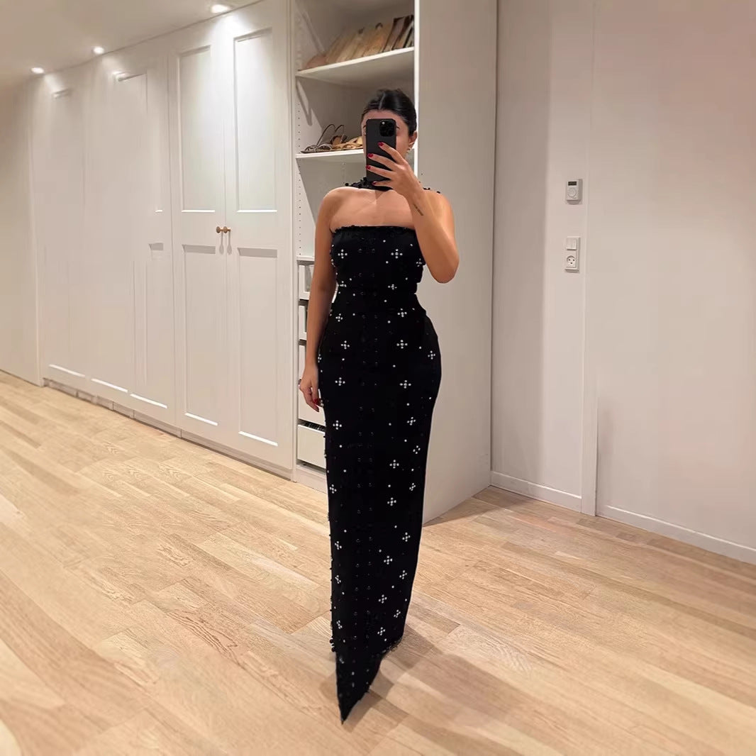 Damen Couture Maxiklänning med glänsande paljetter och strapless design Mirla-Eva Jonsson