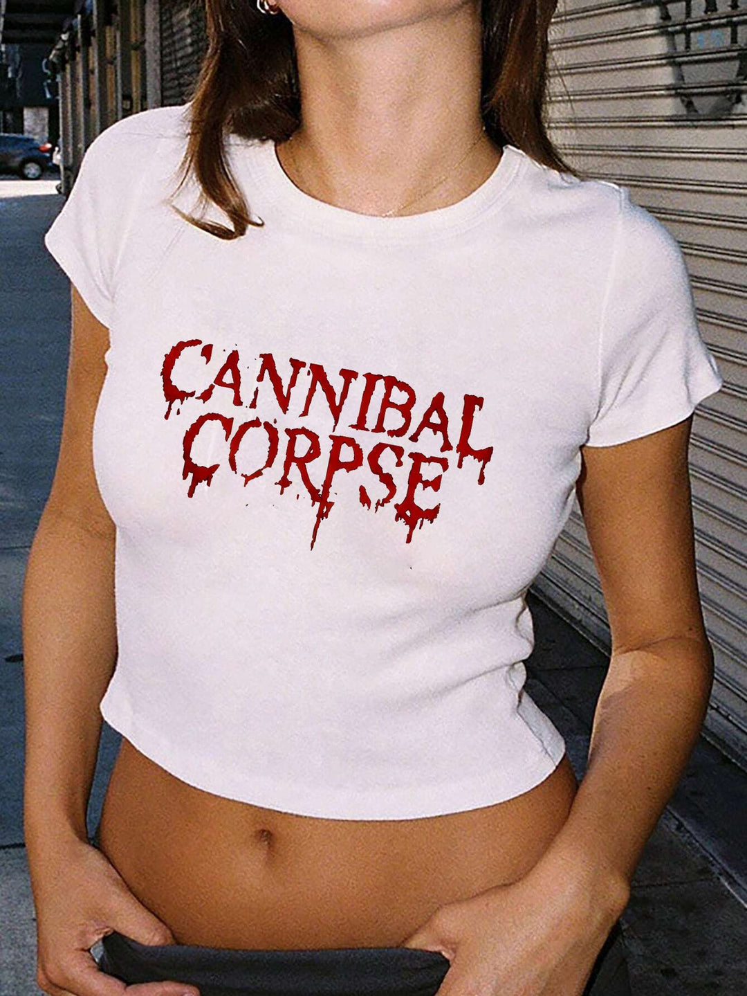 Damen Crop-T-Shirt med konstnärlig blodtrycksdesign Mirla-Eva Jonsson