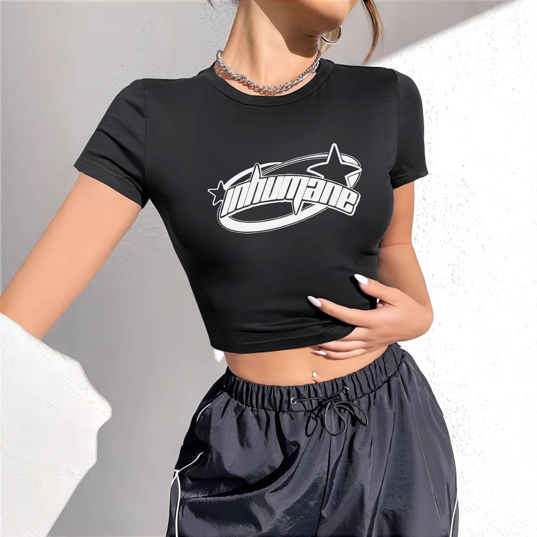 Damen Crop-T-Shirt med kreativ text och figurformande snitt Mirla-Eva Jonsson