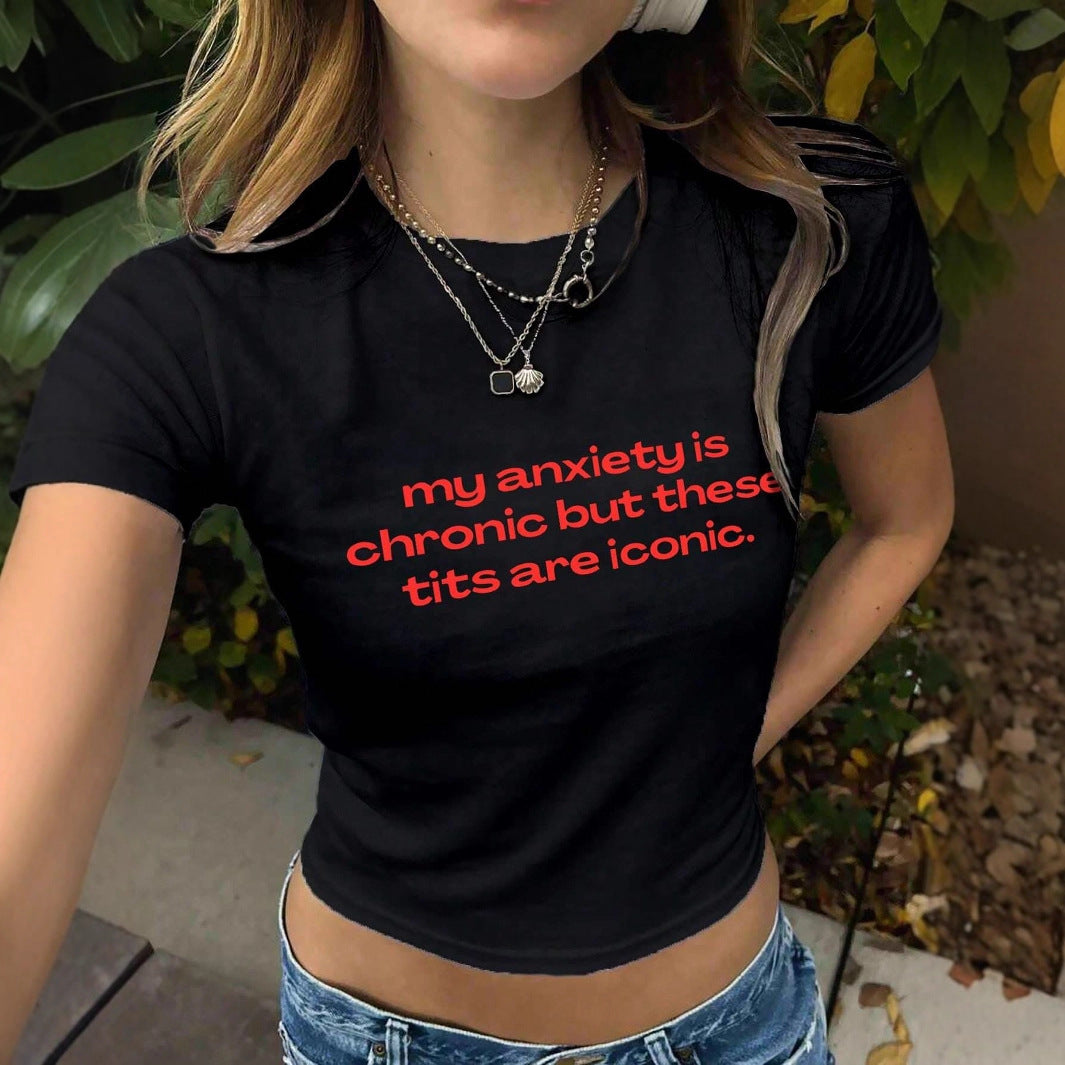 Damen Crop-T-Shirt mit inspirierendem Text und figurbetontem Schnitt Mirla-Eva Jonsson