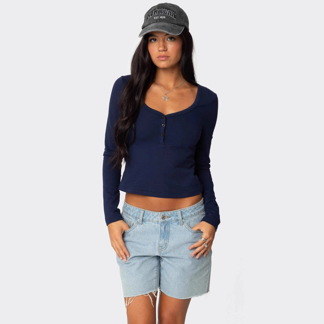 Damen Cropped Långärmad skjorta med knapplista och mjukt tyg Mirla-Eva Jonsson