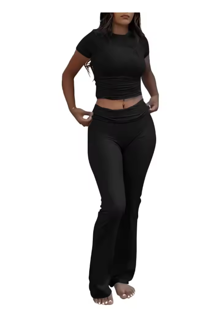Damen Cropped Lounge-Set med Tight Passform och Modiska Accenter Mirla-Eva Jonsson