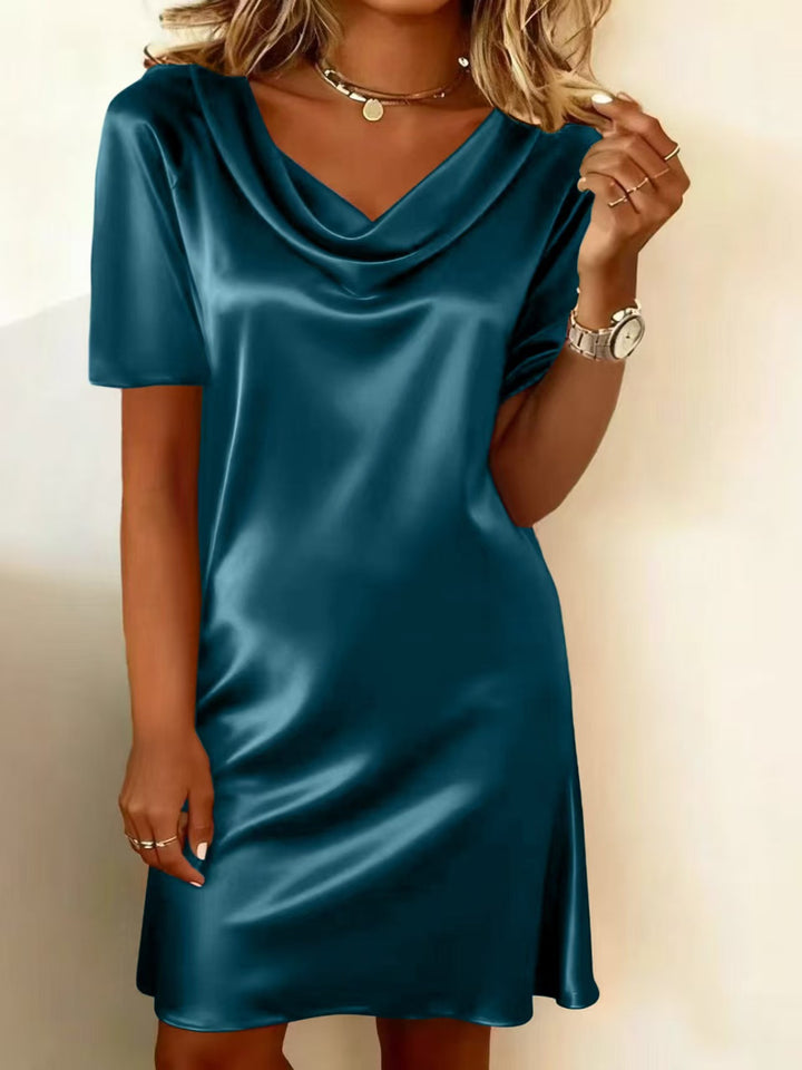 Damen Elegant Satin Dress with elegant waterfall neckline and flattering cut Mirla-Eva Jonsson
