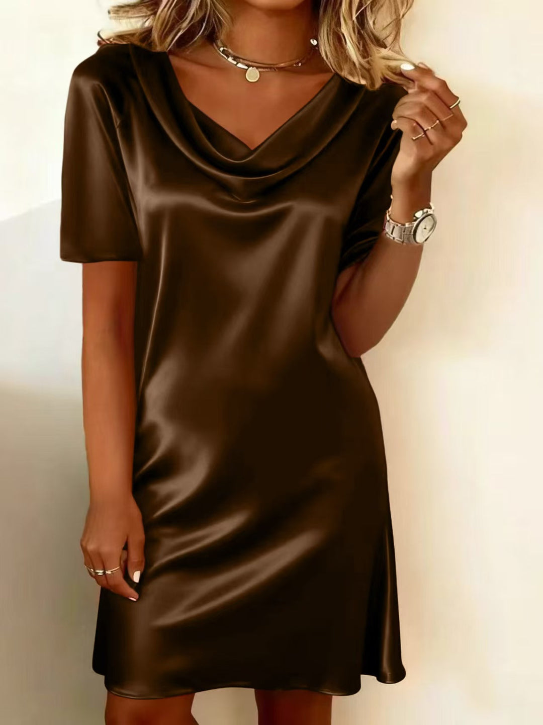 Damen Elegant Satin Dress with elegant waterfall neckline and flattering cut Mirla-Eva Jonsson