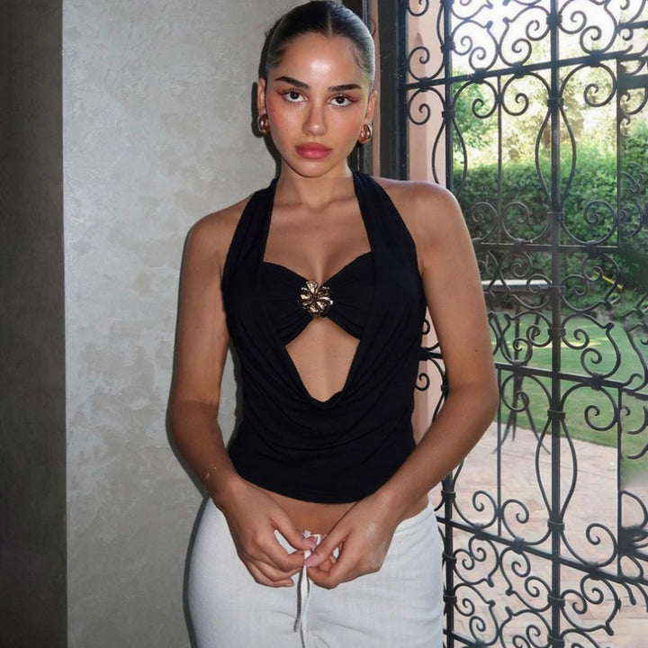 Damen Elegant Wrap Top with Deep V-Neck and Glamorous Accent Mirla-Eva Jonsson