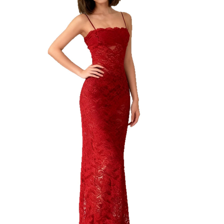 Damen Elegant long lace dress with gathered detail and thin straps Mirla-Eva Jonsson