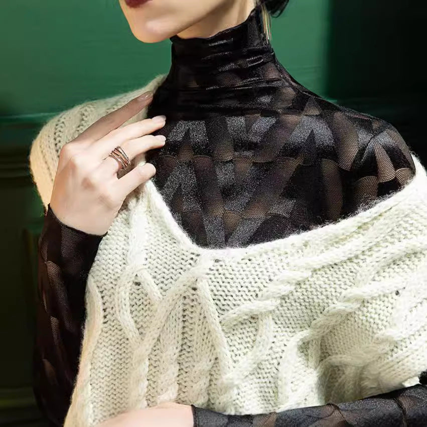 Damen Elegant rullkrage topp med geometriskt mönster och transparenta accenter Eva Jonsson-Eva Jonsson