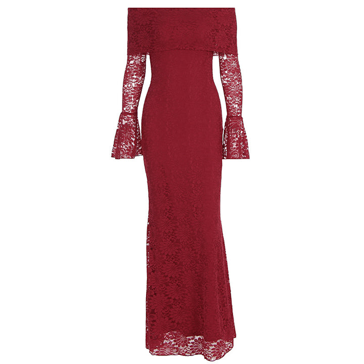 Damen Elegant spetsklänning med Off-Shoulder design och volang Mirla-Eva Jonsson