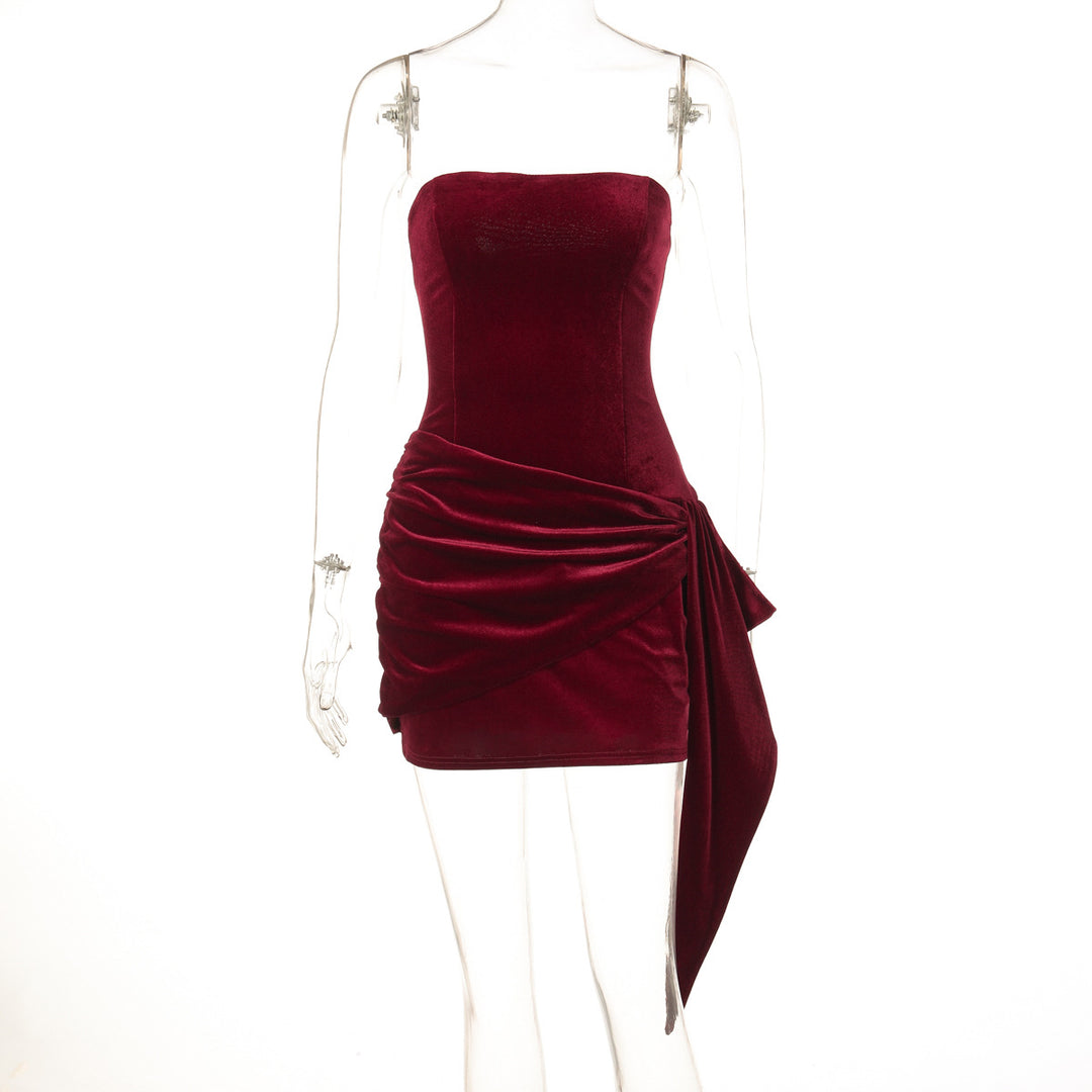 Damen Elegantes Cocktailklänning med asymmetrisk volangdesign Mirla-Eva Jonsson