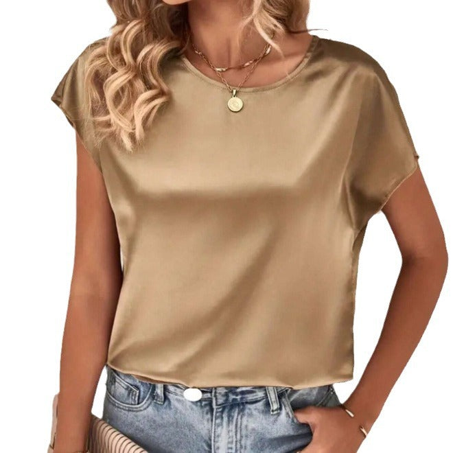 Damen Elegantes Satinoberteil mit lässigem Schnitt und kurzen Ärmeln Mirla-Eva Jonsson