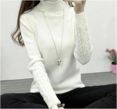 Damen Feinstrickpullover mit hohem Kragen und Zopfmuster Mirla-Eva Jonsson