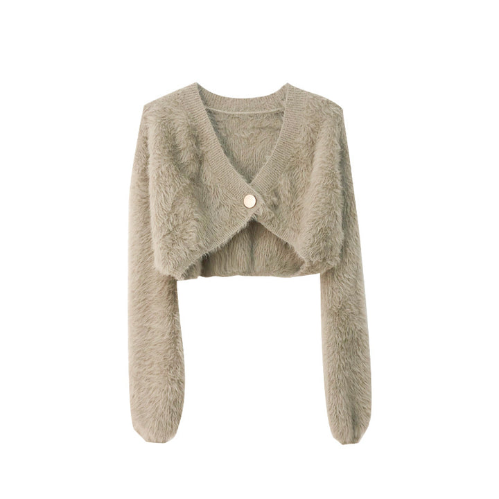 Damen Flauschige Kurzstrickjacke mit V-Ausschnitt und Knopfdetail Mirla-Eva Jonsson