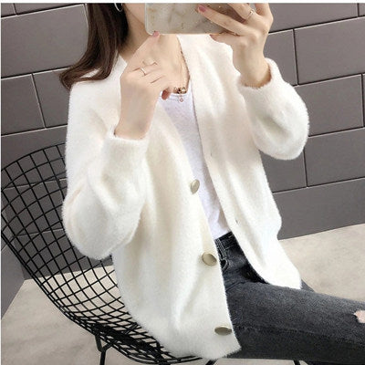 Damen Flauschige Strickjacke mit eleganten Knopfdetails Mirla-Eva Jonsson