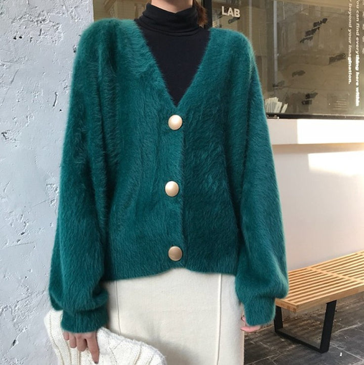 Damen Flauschige Strickjacke mit großen Knöpfen und voluminösen Ärmeln Mirla-Eva Jonsson