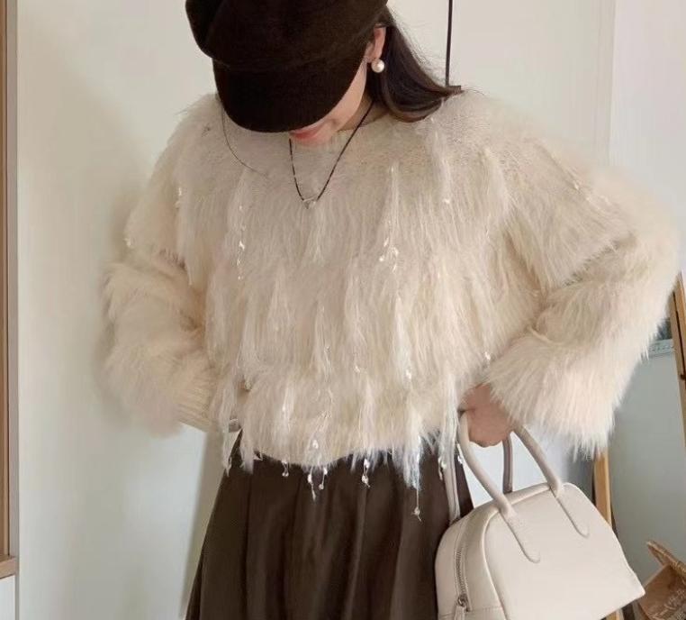Damen Flauschiger Strickpullover mit einzigartigen Details Mirla-Eva Jonsson