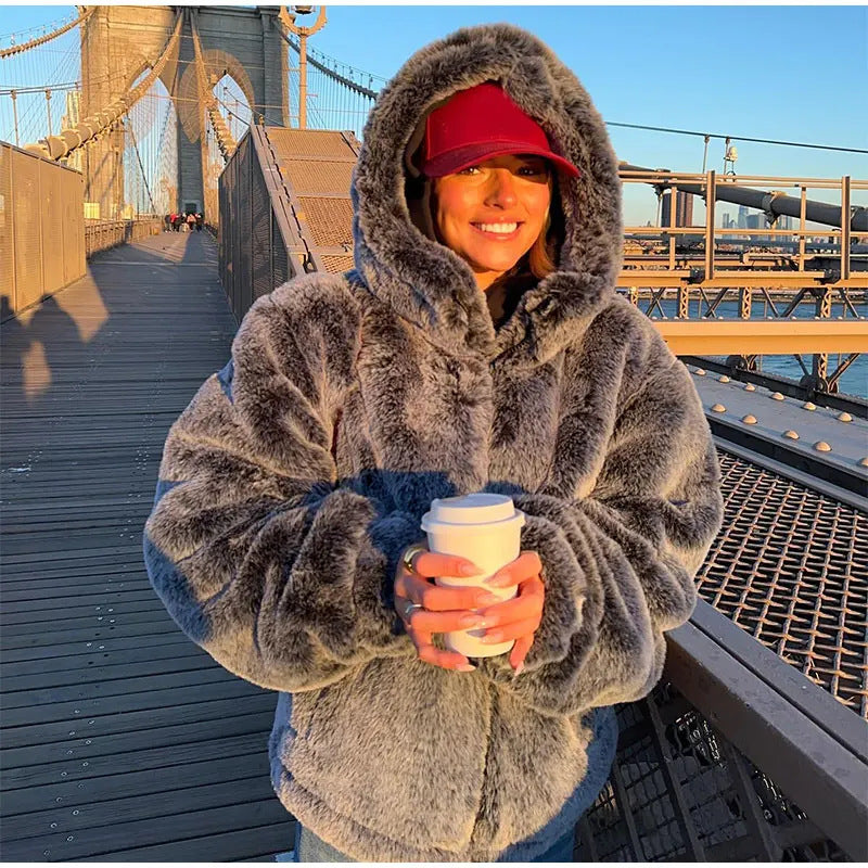 Damen Fuzzy Teddykappa med hög krage och praktiska fickor Eva Jonsson-Eva Jonsson