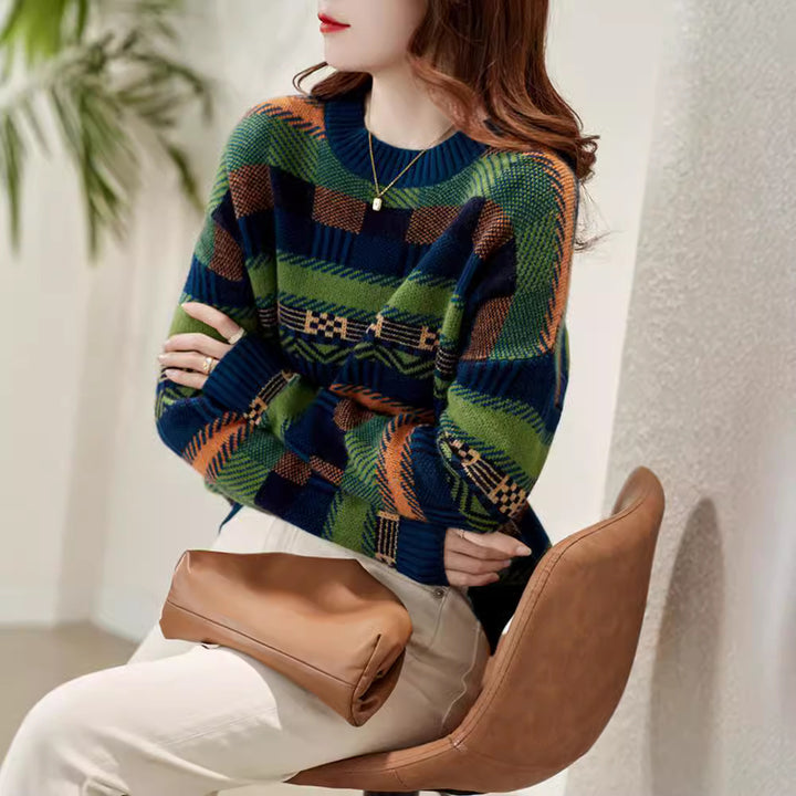 Damen Gemusterter Strickpullover mit Rundhalsausschnitt und weich-flauschiger Textur Mirla-Eva Jonsson