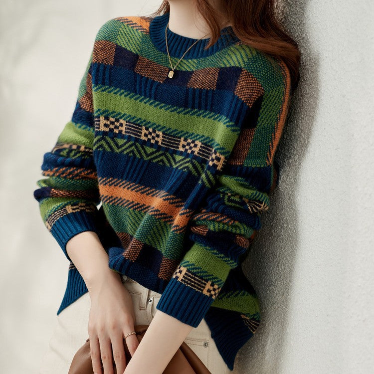 Damen Gemusterter Strickpullover mit Rundhalsausschnitt und weich-flauschiger Textur Mirla-Eva Jonsson