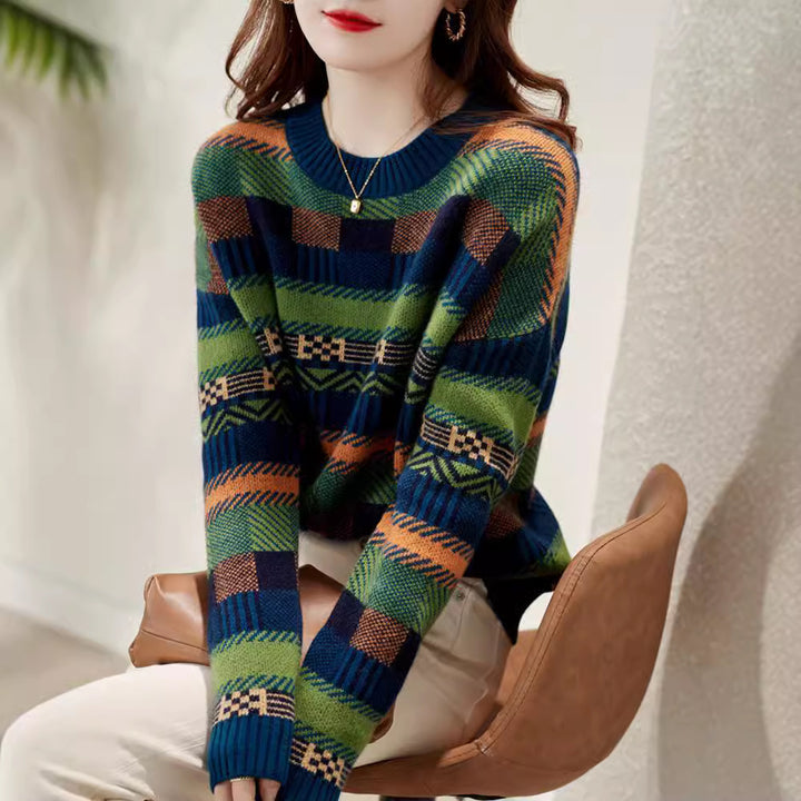 Damen Gemusterter Strickpullover mit Rundhalsausschnitt und weich-flauschiger Textur Mirla-Eva Jonsson