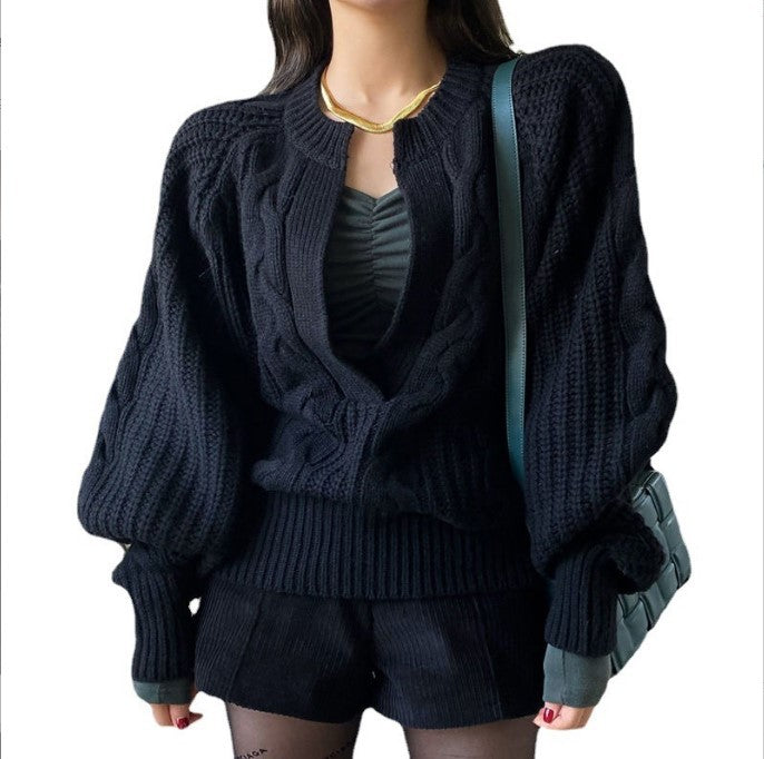 Damen Grobstrick-Pullover mit voluminösen Ärmeln und V-Ausschnitt Mirla-Eva Jonsson