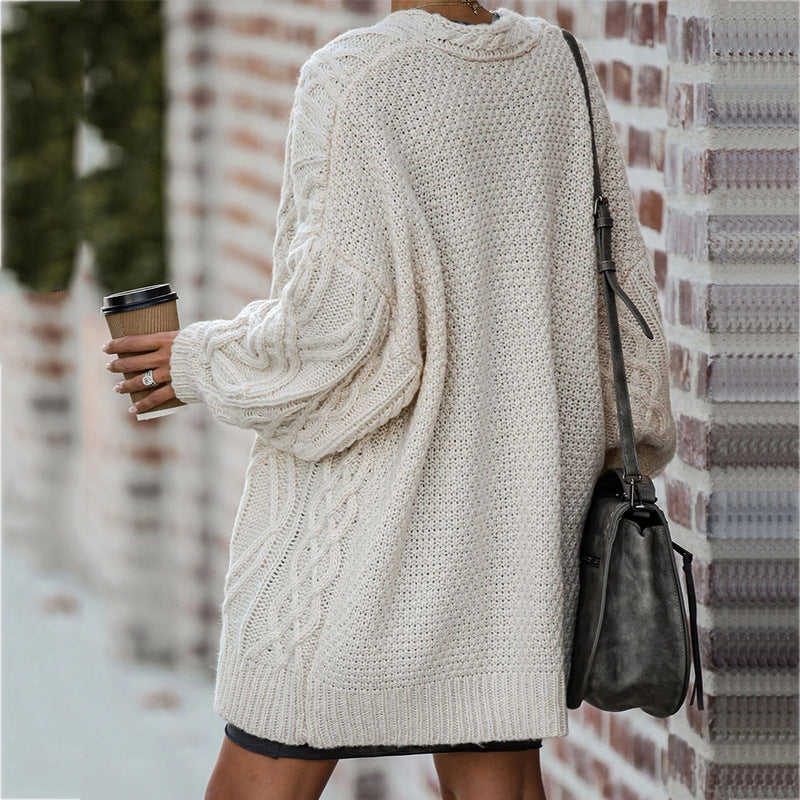 Damen Grobstrickcardigan mit elegantem Zopfmuster und lässigem Schnitt Mirla-Eva Jonsson