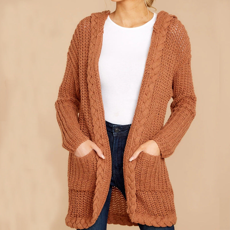 Damen Grobstrickjacke mit Kapuze und praktischen Taschen Mirla-Eva Jonsson