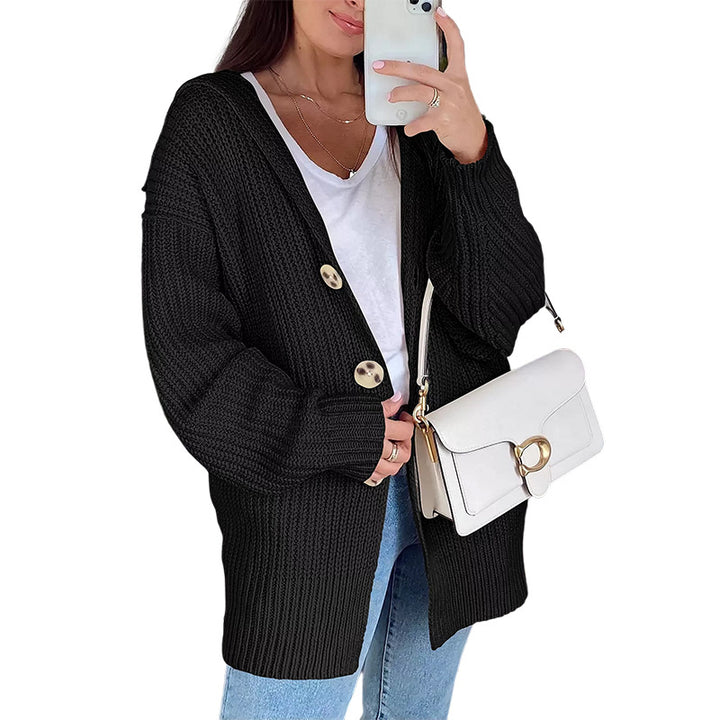 Damen Grobstrickjacke mit übergroßem Schnitt und eleganten Holzknöpfen Mirla-Eva Jonsson