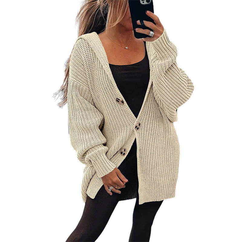 Damen Grobstrickjacke mit übergroßem Schnitt und eleganten Holzknöpfen Mirla-Eva Jonsson