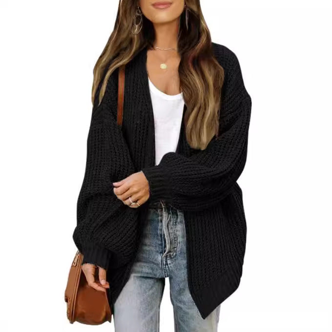 Damen Grobstrickjacke mit überschnittenen Schultern und lässigem Schnitt Mirla-Eva Jonsson