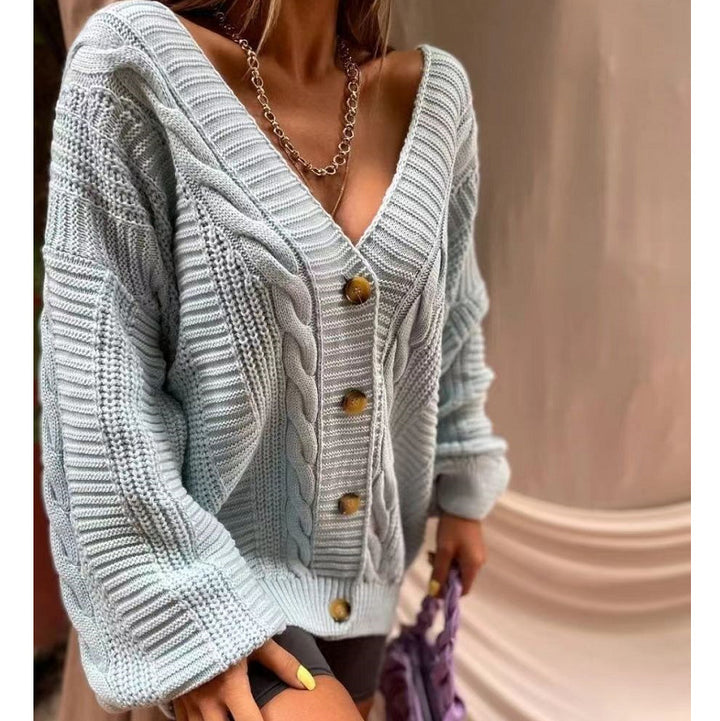 Damen Grobstrickjacke mit voluminösen Ärmeln und dekorativer Knopfleiste Eva Jonsson-Eva Jonsson