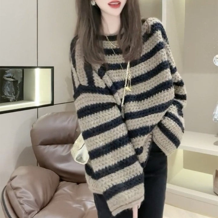 Damen Grobstrickpullover mit lässigem Streifenmuster und voluminösen Ärmeln Mirla-Eva Jonsson