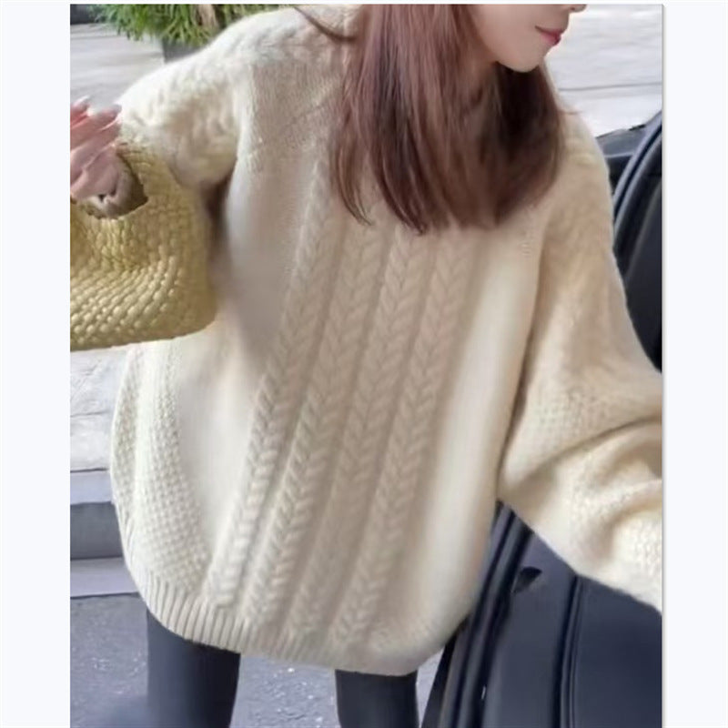 Damen Grobstrickpullover mit modischem Zopfmuster und überschnittenen Schultern Mirla-Eva Jonsson
