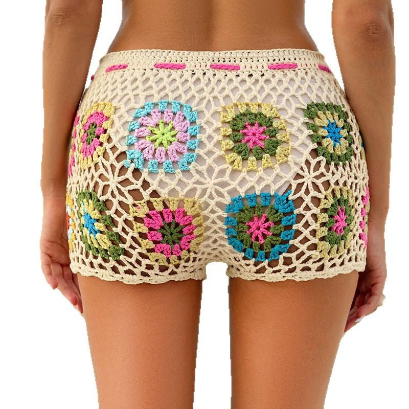 Damen Häkelshorts mit buntem Blütenmuster und verstellbarem Kordelzug Mirla-Eva Jonsson