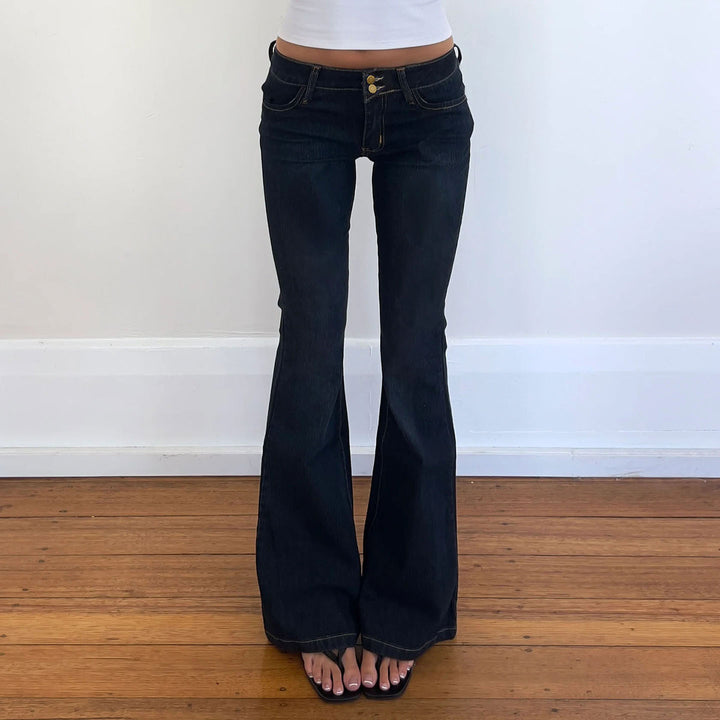 Damen High-Waist Flared Jeans mit klassischem Schnitt Mirla-Eva Jonsson