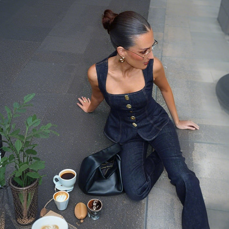 Damen Jeans-Overall mit taillierter Silhouette und eleganten Knopfdetal-Eva Jonsson