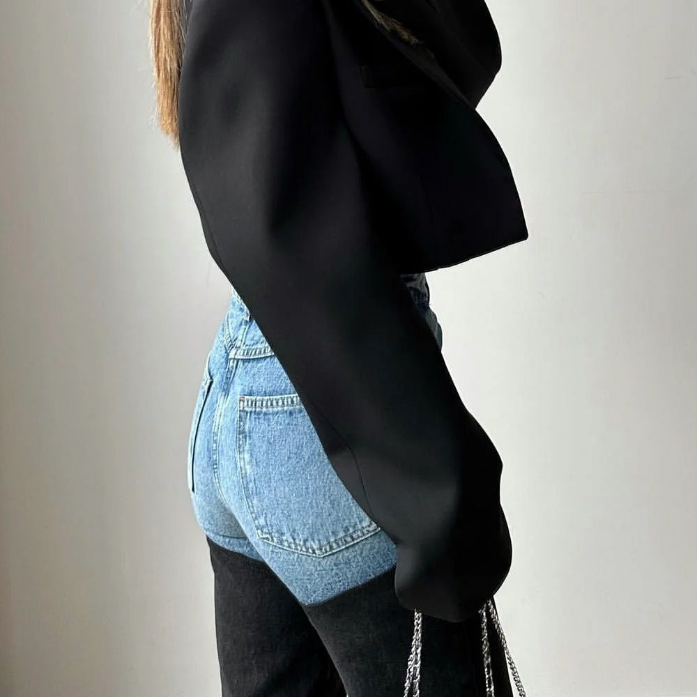 Damen Jeans med innovativ hybriddesign och figursmickrande snitt Mirla-Eva Jonsson