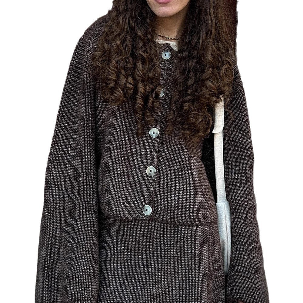 Damen Knitwear Set med eleganta knappdetaljer Mirla-Eva Jonsson