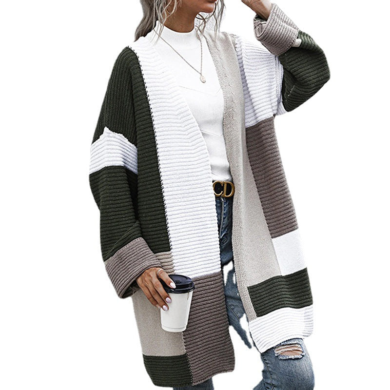 Damen Langarm Strickjacke mit modischem Blockdesign und lockerer Passform Mirla-Eva Jonsson