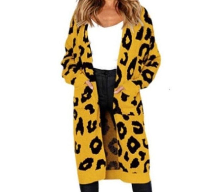 Damen Langstrickjacke mit trendigem Leopardenmuster Mirla-Eva Jonsson