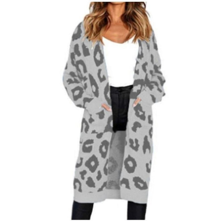 Damen Langstrickjacke mit trendigem Leopardenmuster Mirla-Eva Jonsson