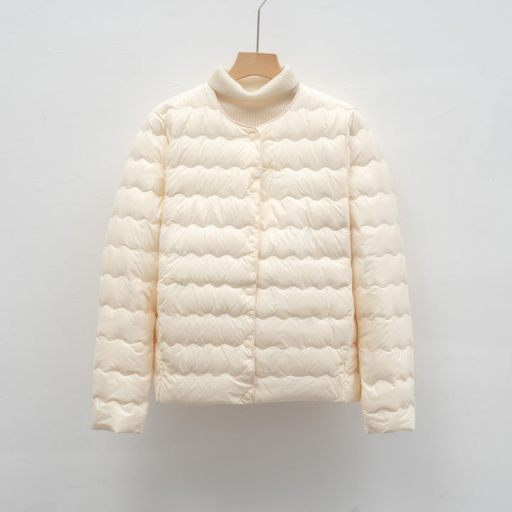Damen Leichte gesteppte Jacke mit hochgeschlossenem Kragen und elastischen Bündchen Mirla-Eva Jonsson