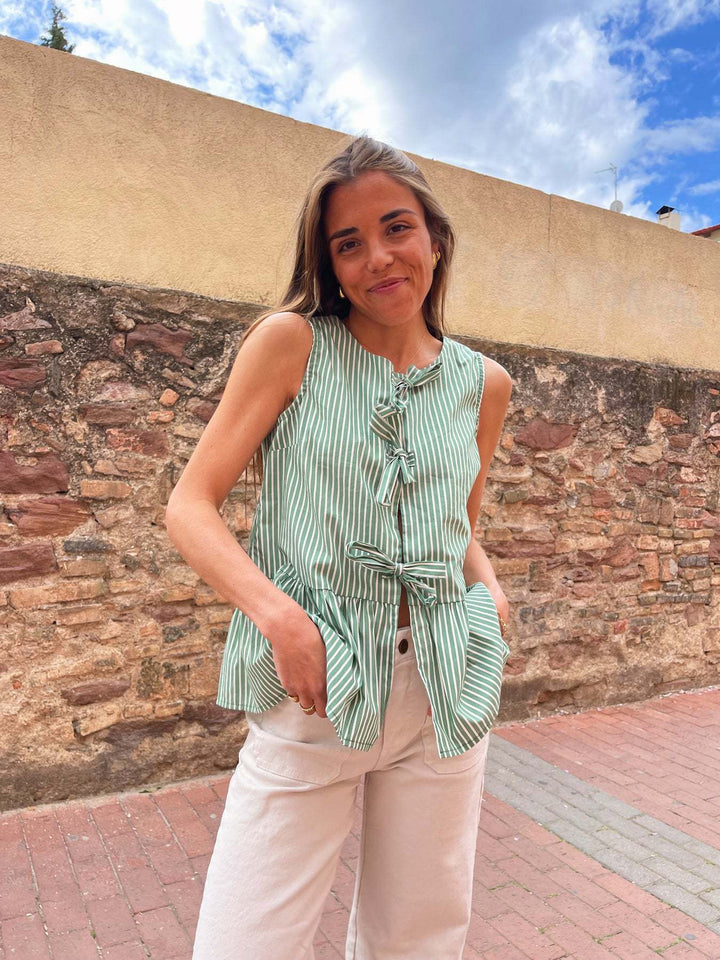 Damen Lekfull Blus Topp med Band Detaljer och Fickor Mirla-Eva Jonsson